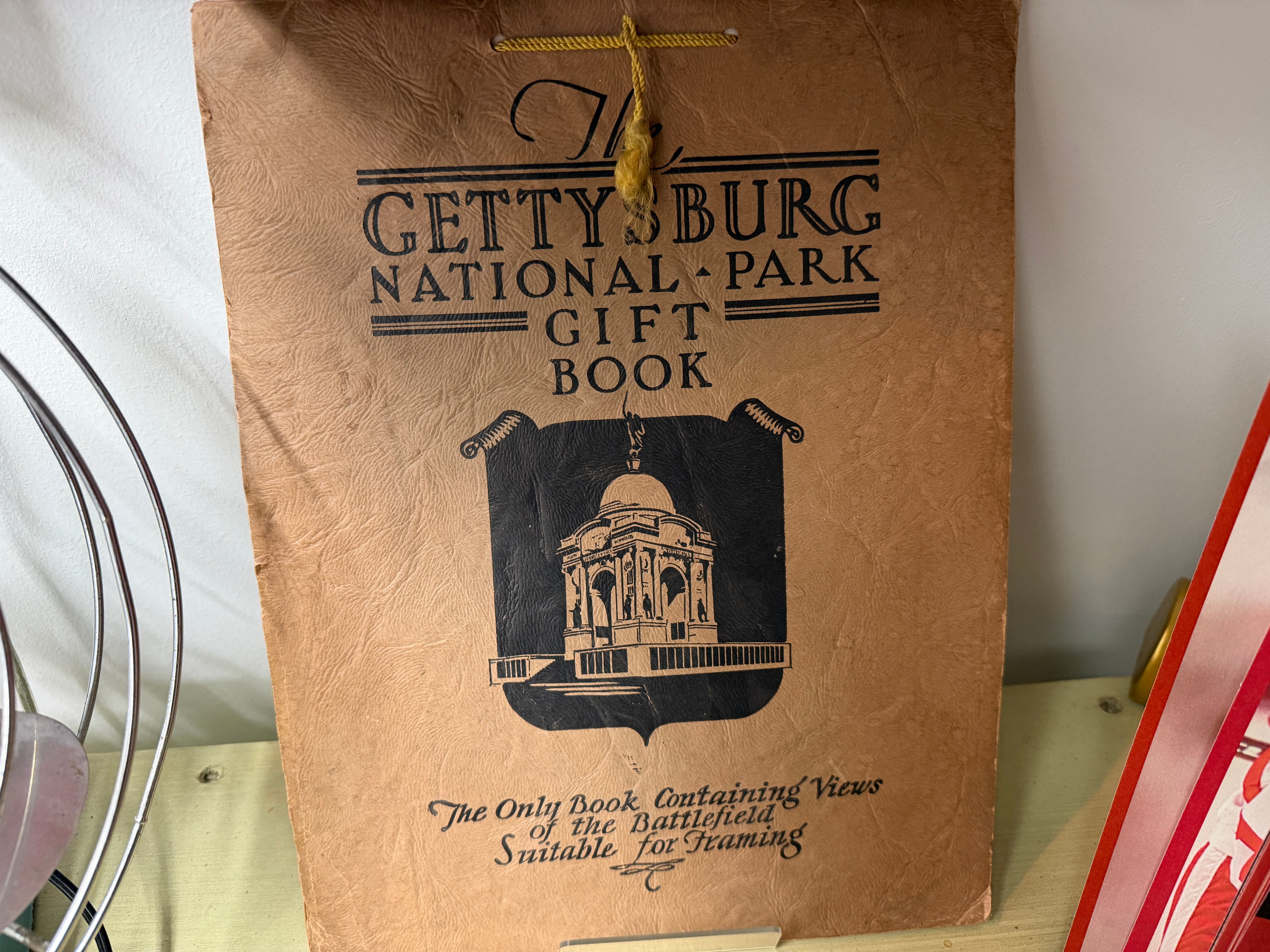 The Gettysburg National Park Gift Book (Vintage & Found)