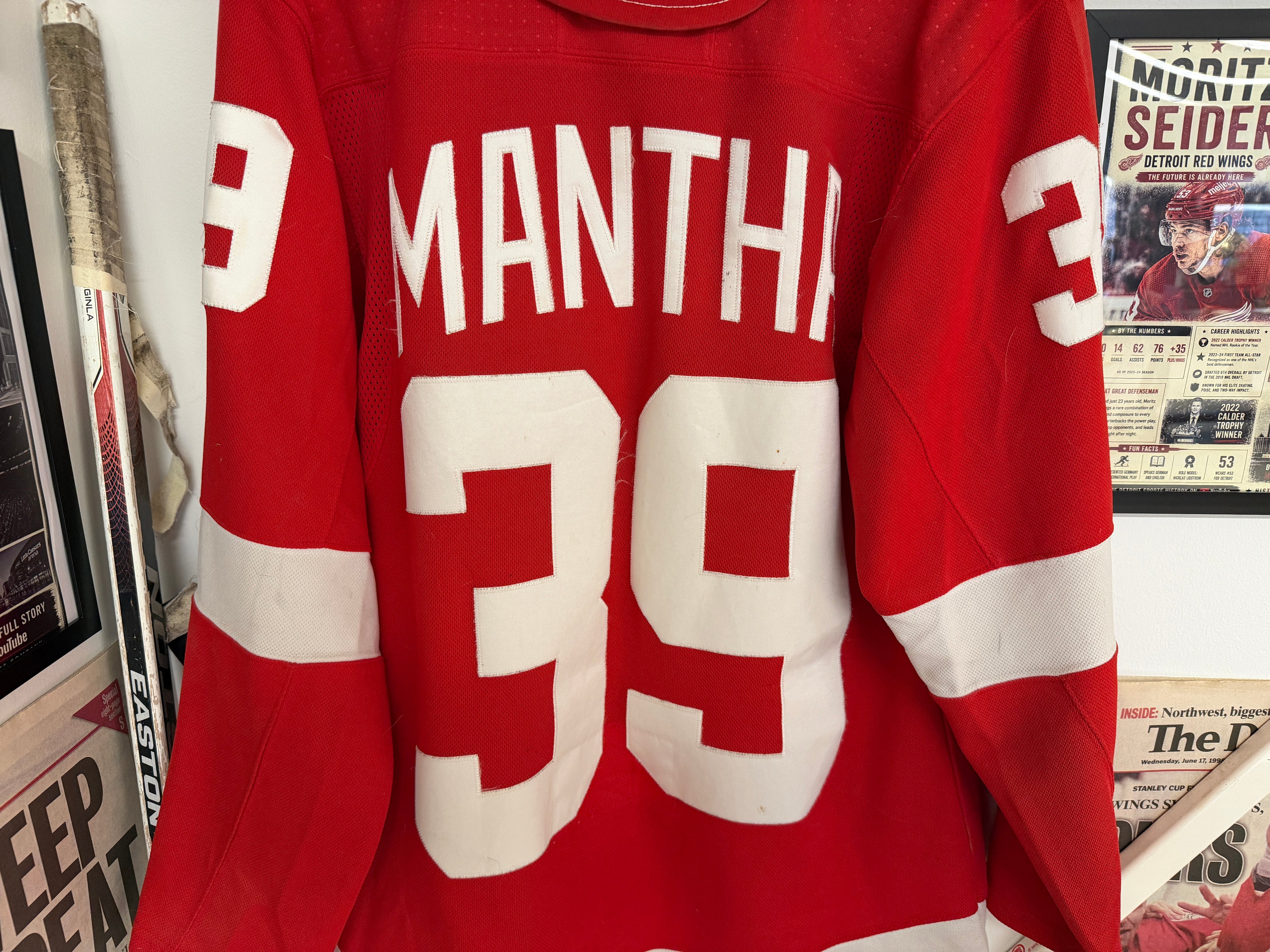 Anthony Mantha #39 Detroit Red Wings Jersey — Vintage & Found