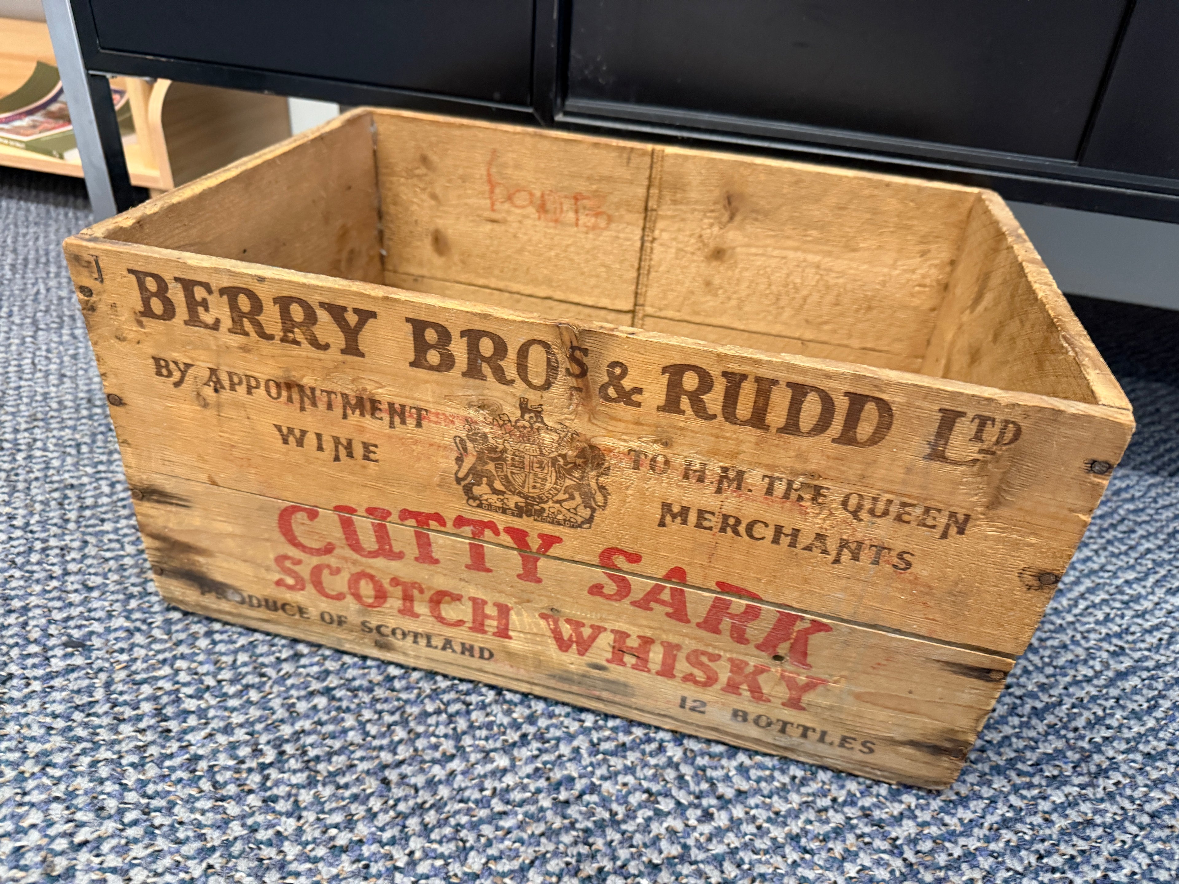Cutty Sark Scotch Whisky Wooden Crate — Berry Bros & Rudd, Royal Warrant