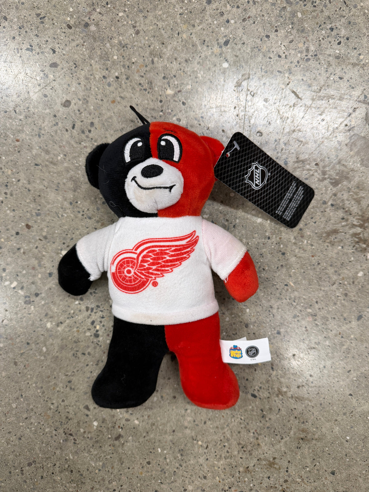 Detroit Red Wings Bleacher Creatures plush bear, black and red split with white winged wheel jersey, new with NHL tags