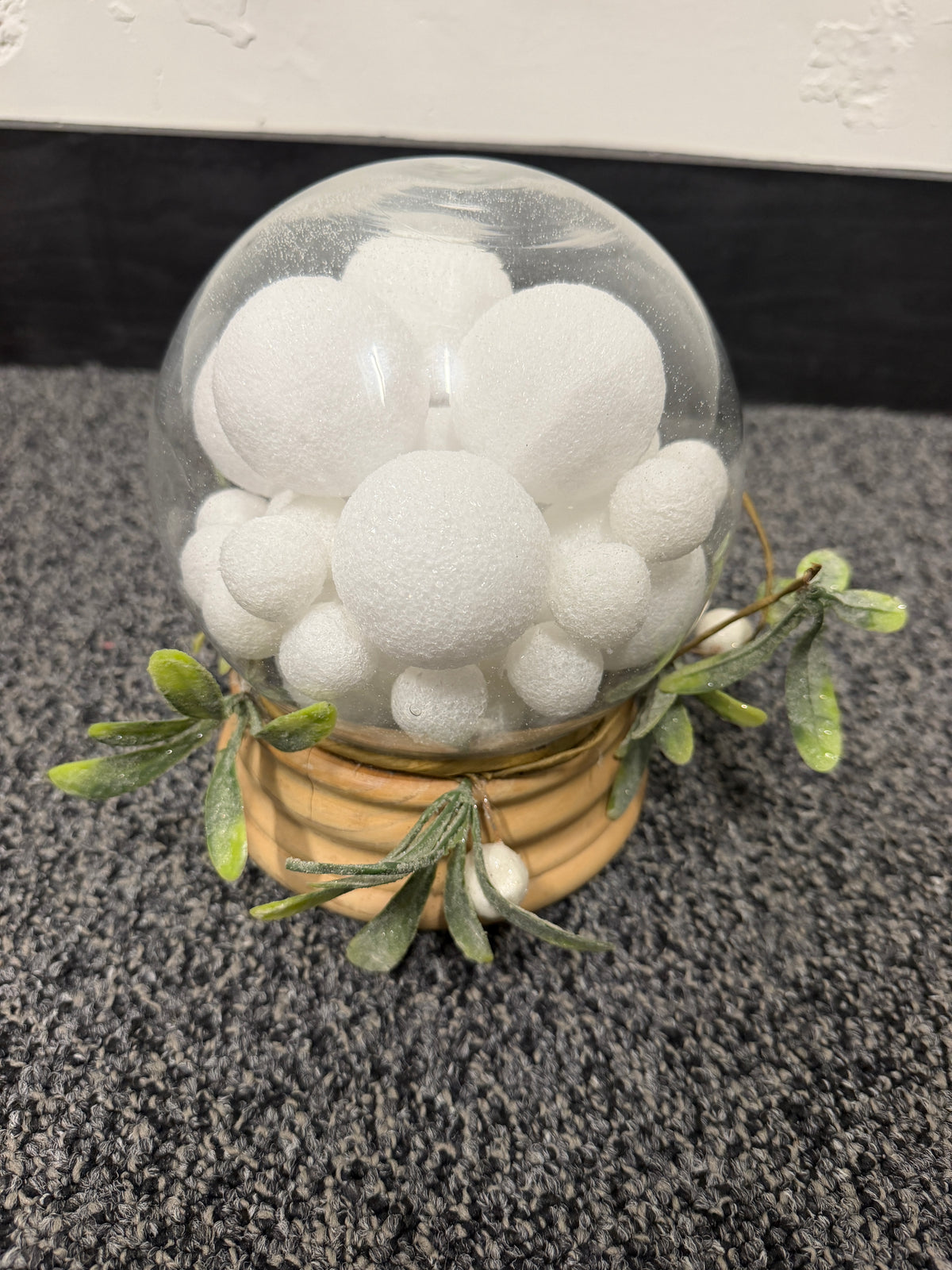 Snowball Globe