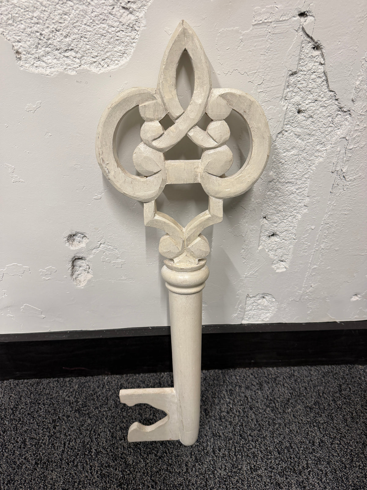 Large Key Decor