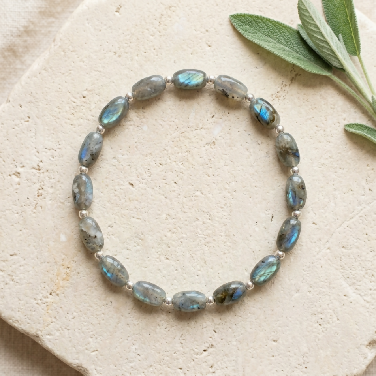 Labradorite Bracelet (Intuition, Transformation )